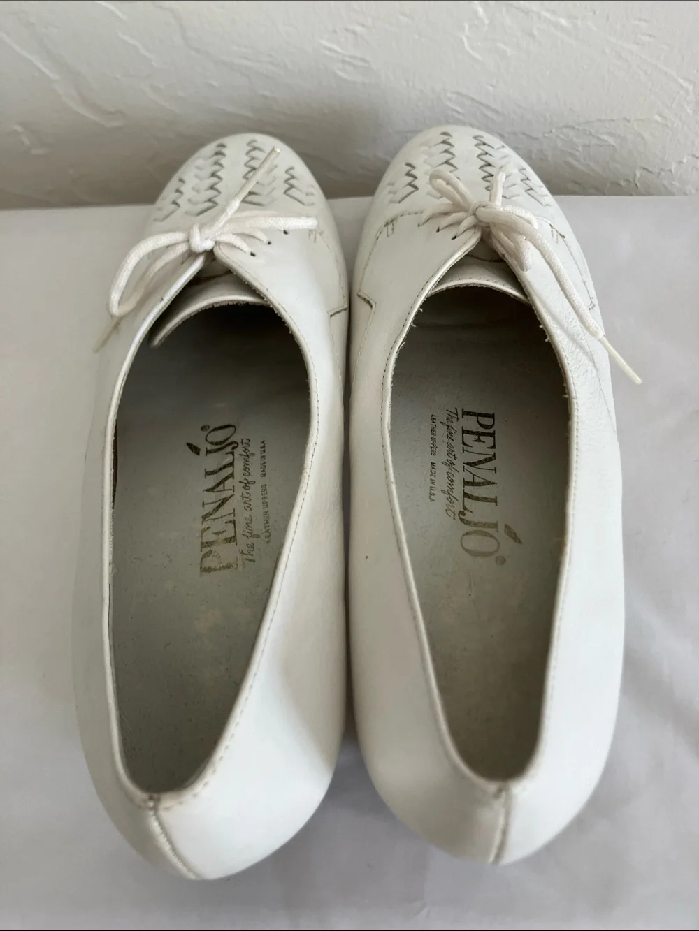 VTG Penaljo White Leather Woven Lace-Up Flats